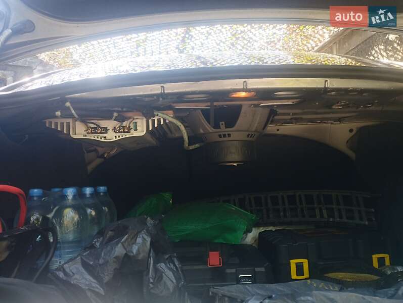 Седан Volkswagen Passat 2000 в Доброполье