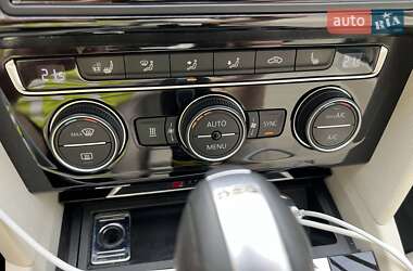 Универсал Volkswagen Passat 2015 в Ужгороде
