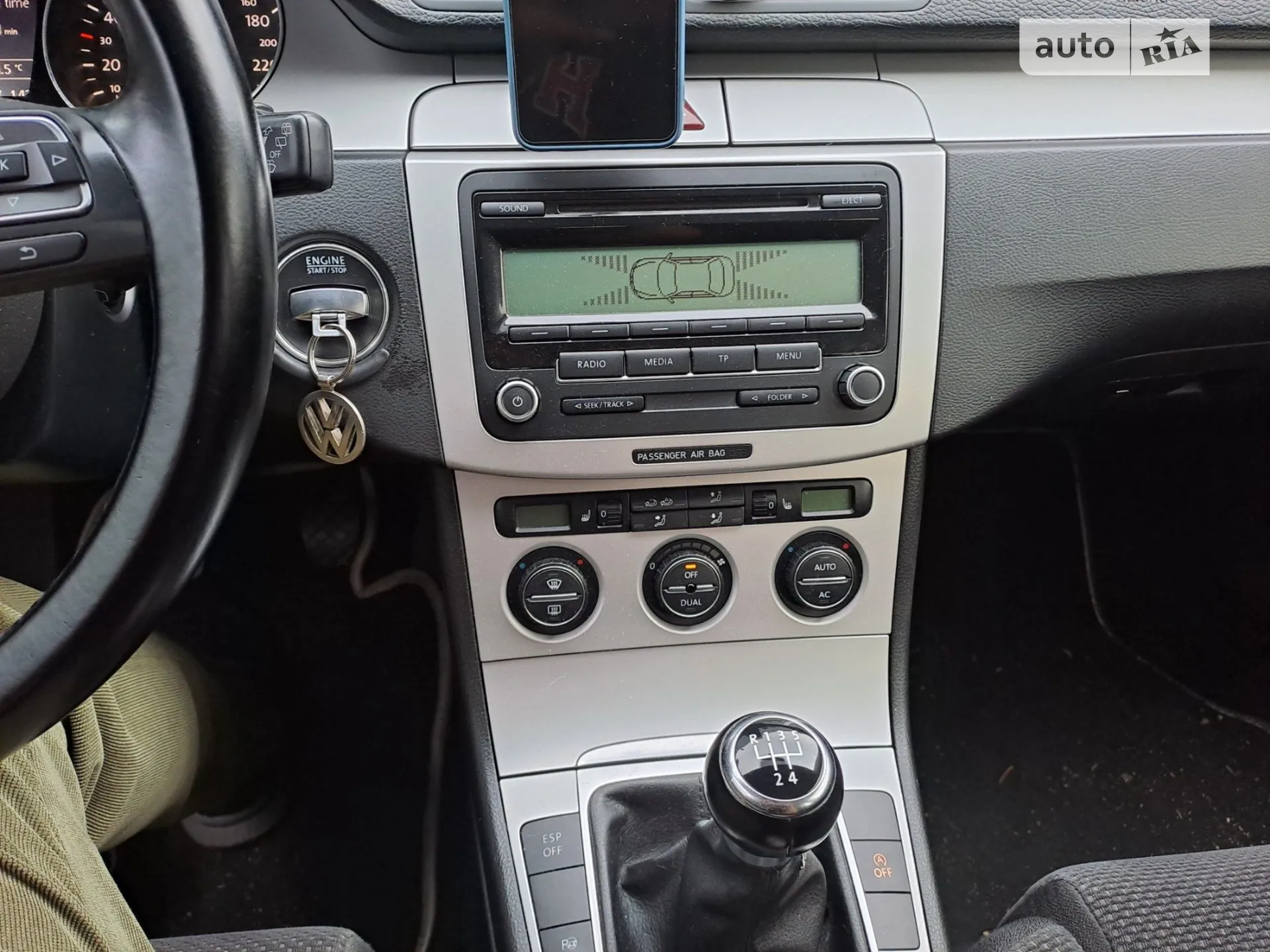 2010 Volkswagen Passat - мініатюра 27