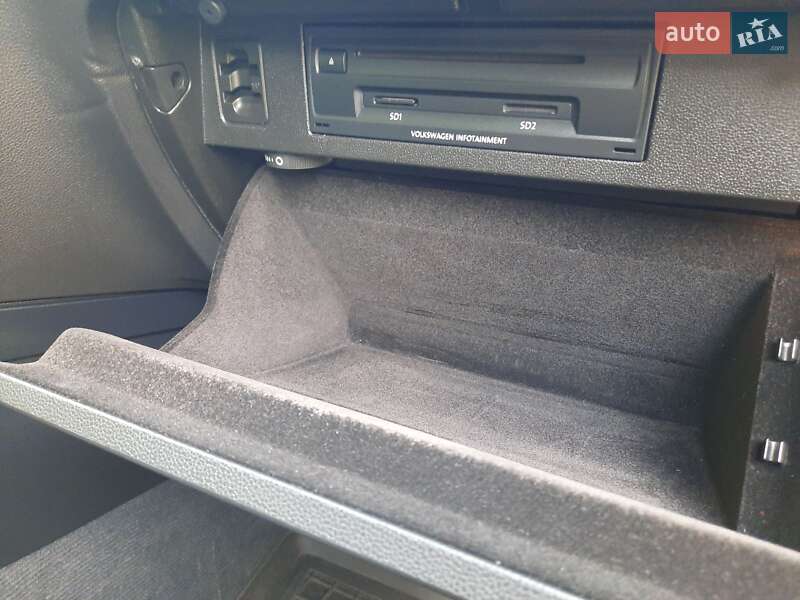 Универсал Volkswagen Passat 2015 в Радивилове