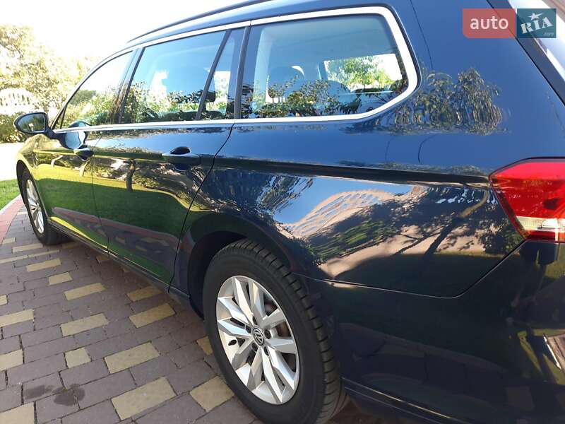 Универсал Volkswagen Passat 2015 в Радивилове