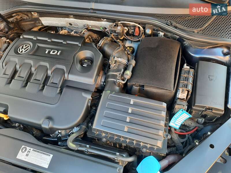 Универсал Volkswagen Passat 2015 в Радивилове