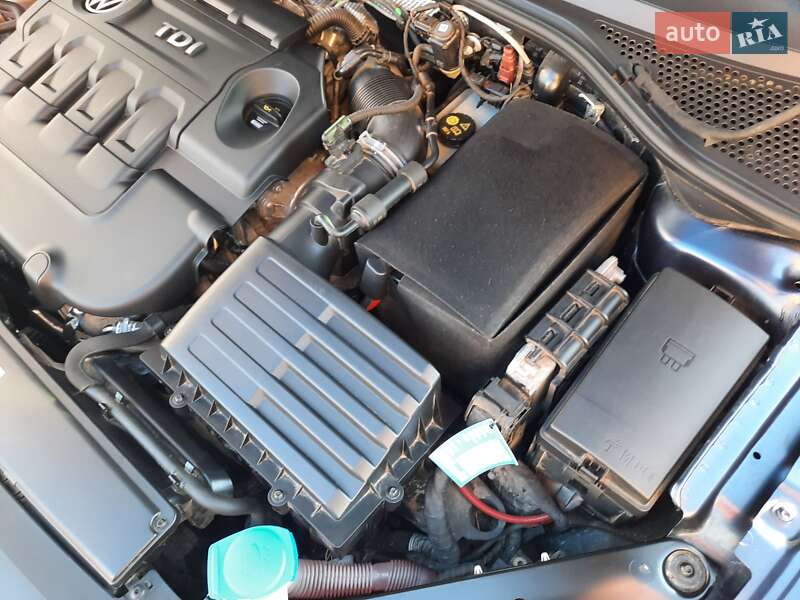 Универсал Volkswagen Passat 2015 в Радивилове