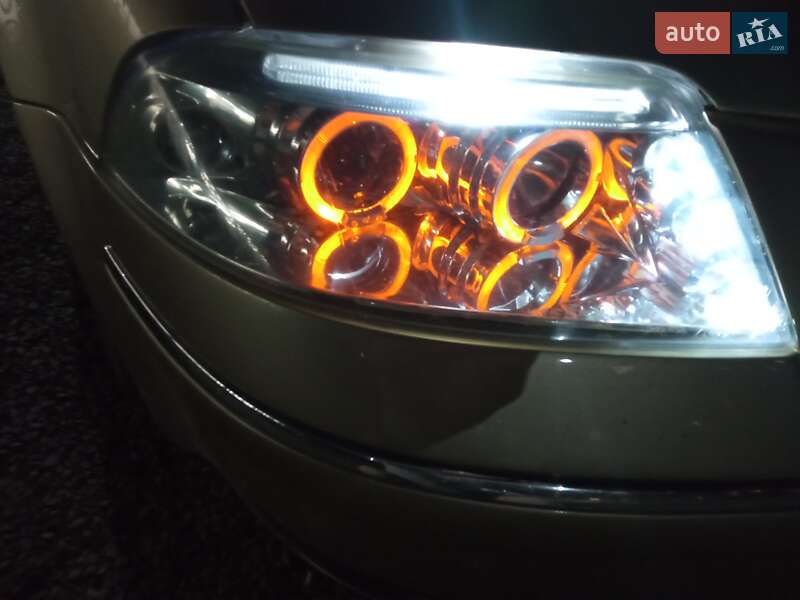 Седан Volkswagen Passat 2001 в Мукачево