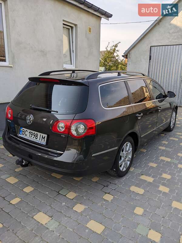 Универсал Volkswagen Passat 2009 в Городке