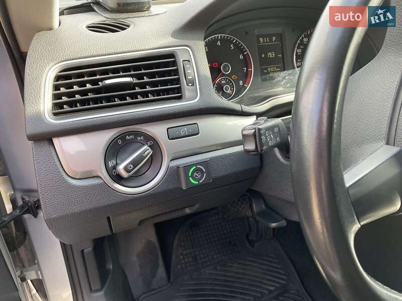 Седан Volkswagen Passat 2014 в Запорожье