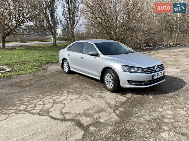 Седан Volkswagen Passat 2014 в Запорожье