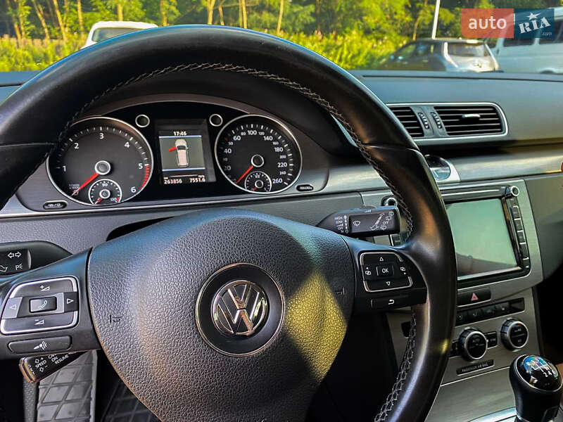 Универсал Volkswagen Passat 2012 в Берегово