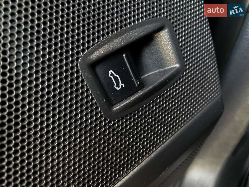 Универсал Volkswagen Passat 2012 в Берегово