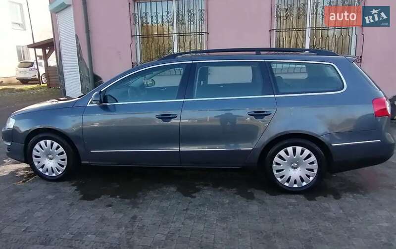 Универсал Volkswagen Passat 2010 в Рожнятове