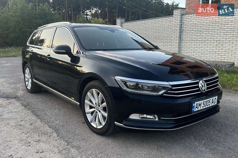 Универсал Volkswagen Passat 2015 в Житомире