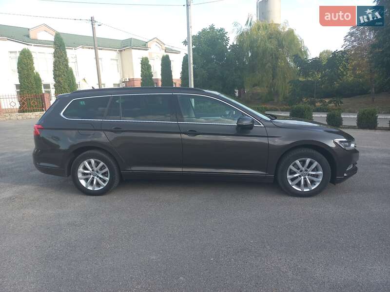Універсал Volkswagen Passat 2018 в Кропивницькому