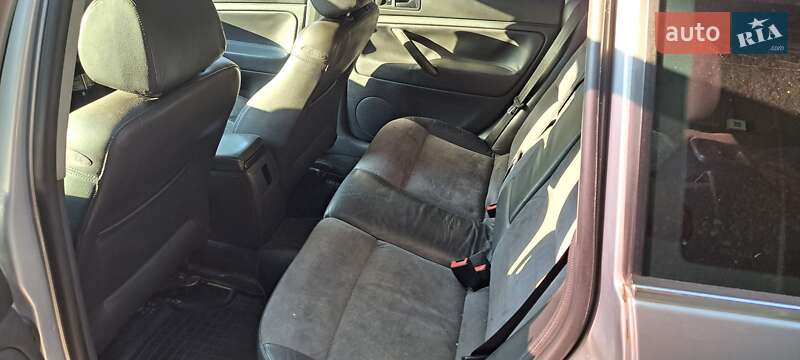 Универсал Volkswagen Passat 2003 в Одессе