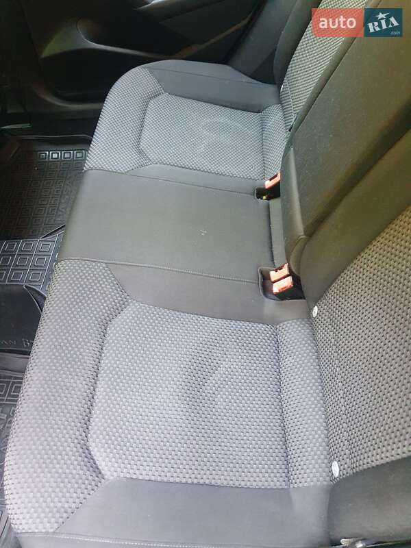 Седан Volkswagen Passat 2014 в Одессе