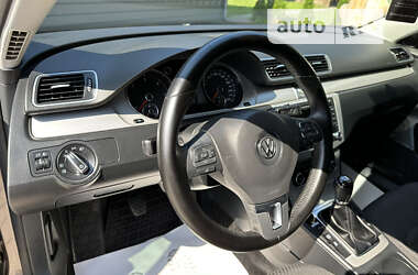 Седан Volkswagen Passat 2011 в Коломиї