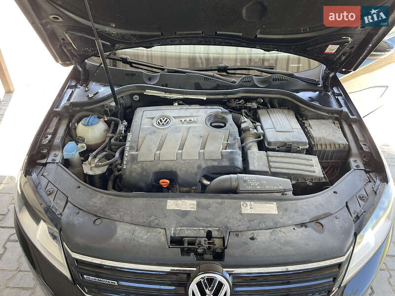 Седан Volkswagen Passat 2012 в Глыбокой