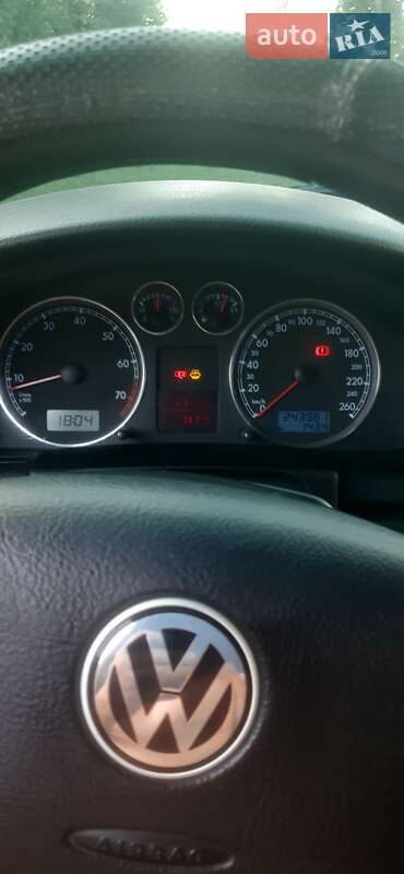 Седан Volkswagen Passat 2001 в Томашполі