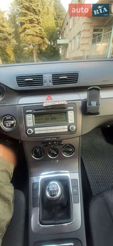 Універсал Volkswagen Passat 2008 в Жмеринці