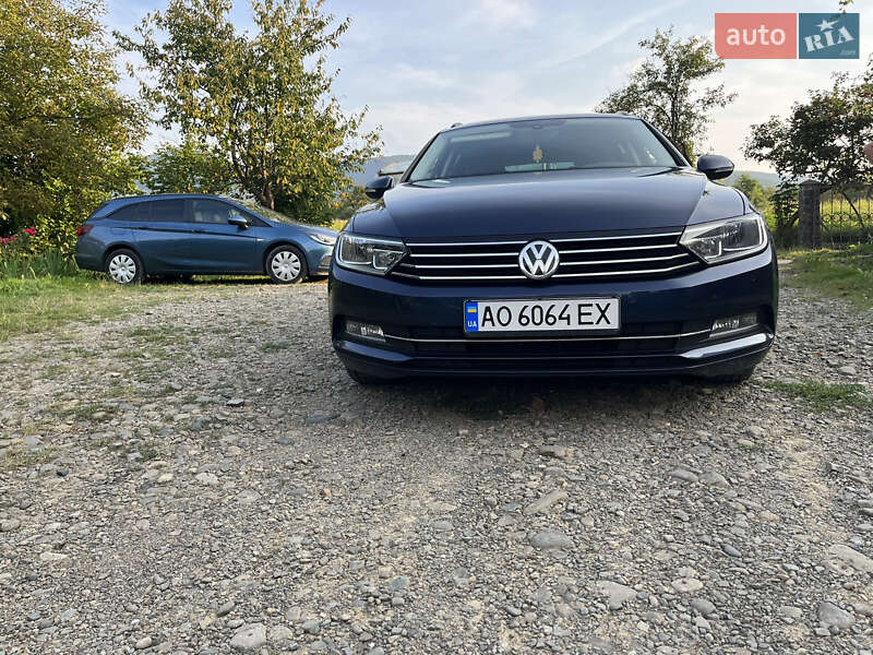 Універсал Volkswagen Passat 2017 в Ужгороді