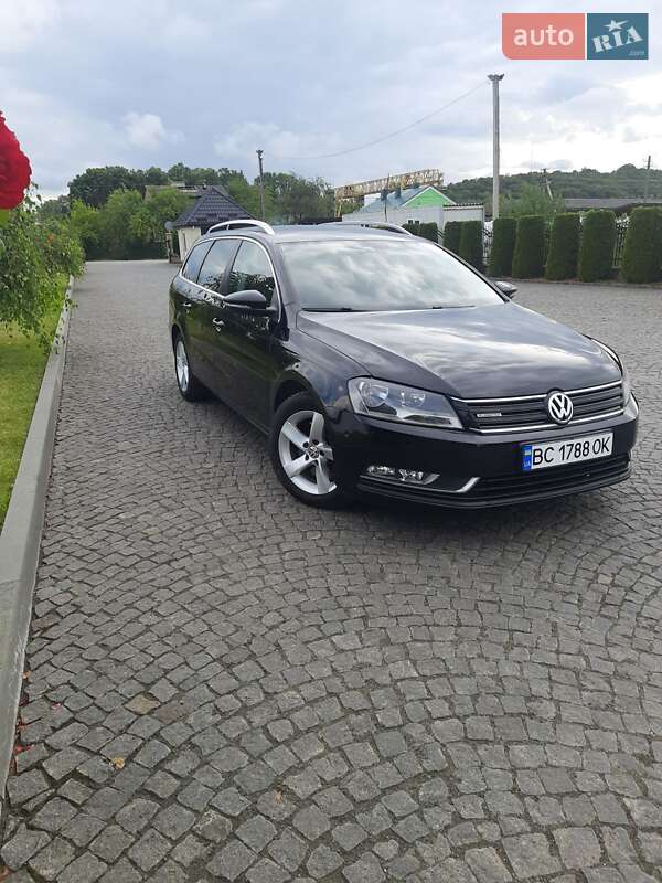 Универсал Volkswagen Passat 2013 в Жовкве фото 24 Универсал Volkswagen Passat 2013 в Жовкве