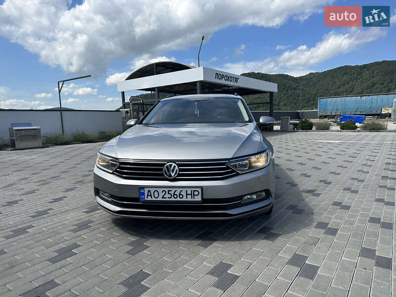 Універсал Volkswagen Passat 2015 в Хусті