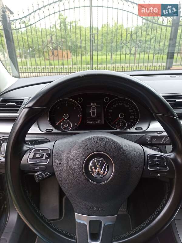 Универсал Volkswagen Passat 2014 в Каменке-Бугской