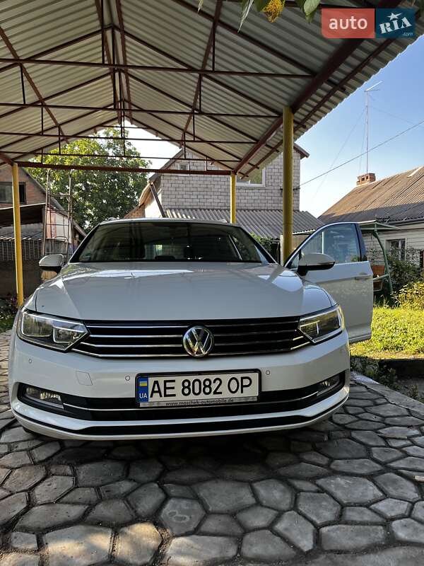Универсал Volkswagen Passat 2015 в Кривом Роге
