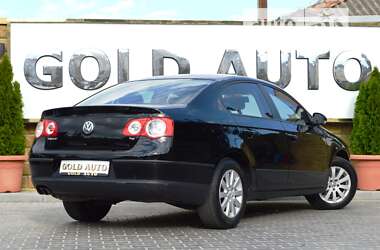 Седан Volkswagen Passat 2008 в 