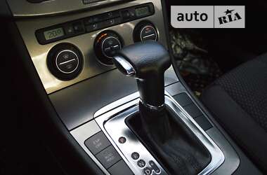 Седан Volkswagen Passat 2008 в 