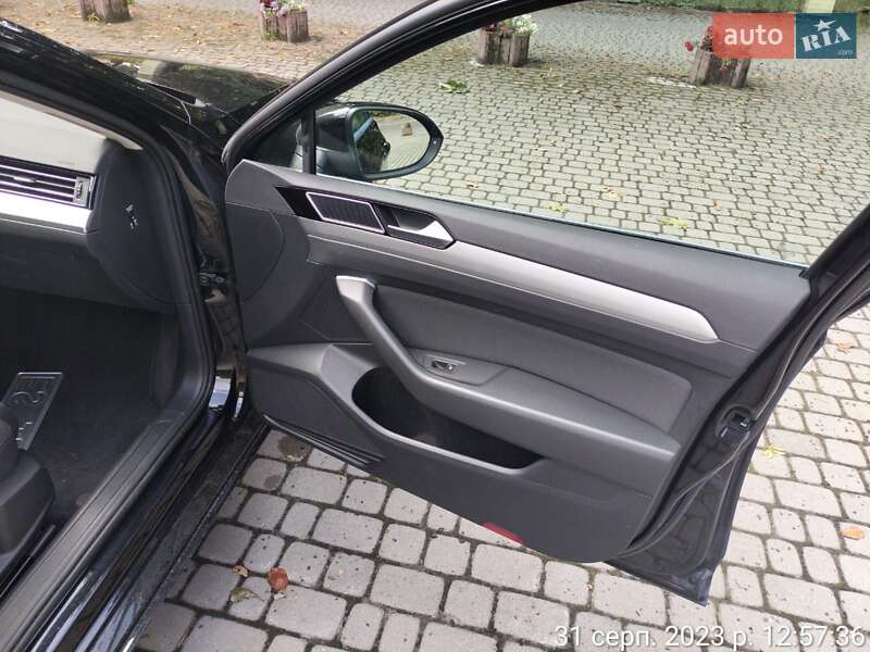Универсал Volkswagen Passat 2016 в Львове