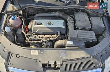 Седан Volkswagen Passat 2008 в 