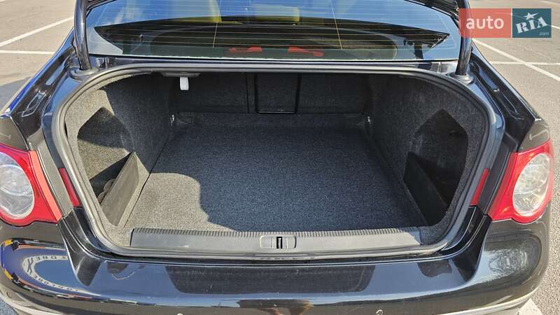 Седан Volkswagen Passat 2008 в Каменском