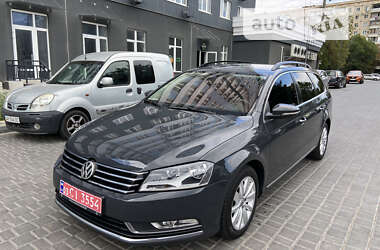 Универсал Volkswagen Passat 2013 в Одессе