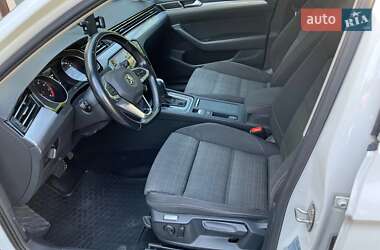 Універсал Volkswagen Passat 2019 в 