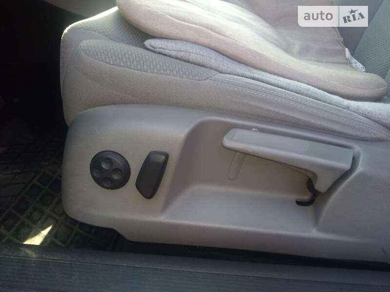 Универсал Volkswagen Passat 2010 в Ровно