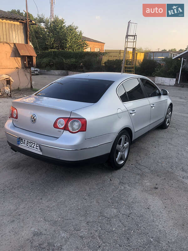 Седан Volkswagen Passat 2006 в Кропивницком