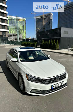 Седан Volkswagen Passat 2016 в 