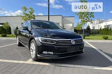 Седан Volkswagen Passat 2017 в Мукачево