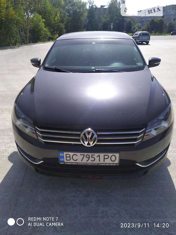 Седан Volkswagen Passat 2015 в Дрогобичі