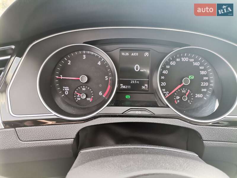 Універсал Volkswagen Passat 2015 в Києві