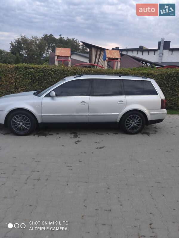 Універсал Volkswagen Passat 2002 в Івано-Франківську