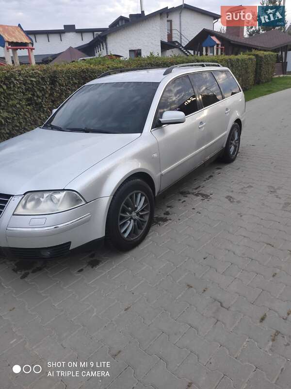 Універсал Volkswagen Passat 2002 в Івано-Франківську