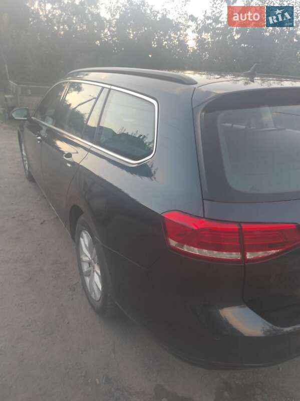 Универсал Volkswagen Passat 2016 в Тульчине