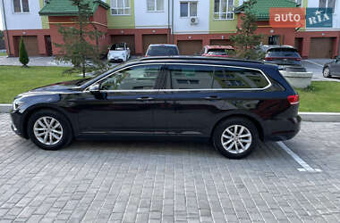 Универсал Volkswagen Passat 2016 в Львове