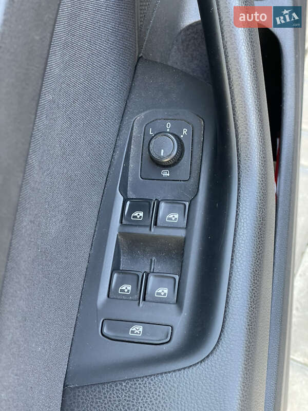 Универсал Volkswagen Passat 2016 в Львове