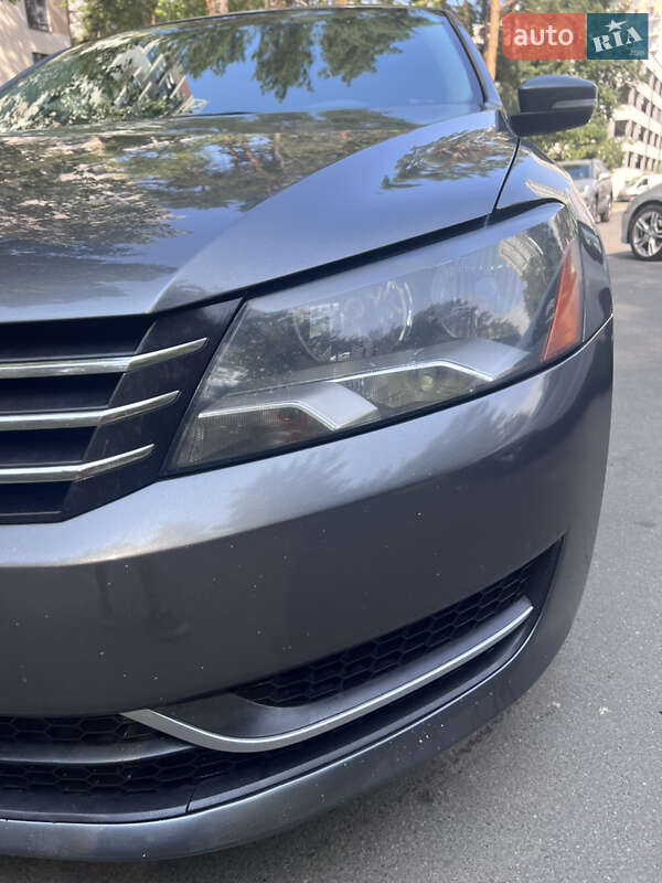 Седан Volkswagen Passat 2013 в Броварах