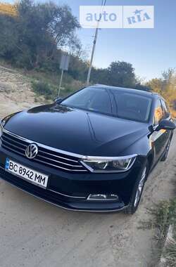 Універсал Volkswagen Passat 2015 в Львові