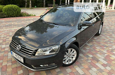 Универсал Volkswagen Passat 2013 в Миргороде