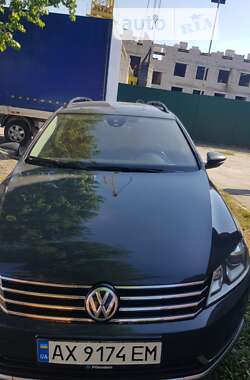 Универсал Volkswagen Passat 2013 в Харькове