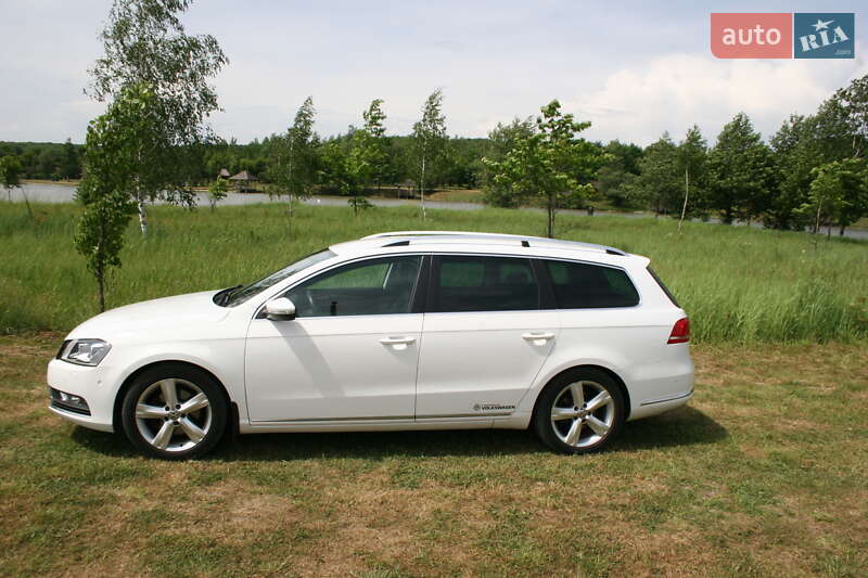 Универсал Volkswagen Passat 2011 в Черновцах